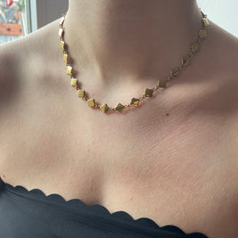 Collier DACCA
