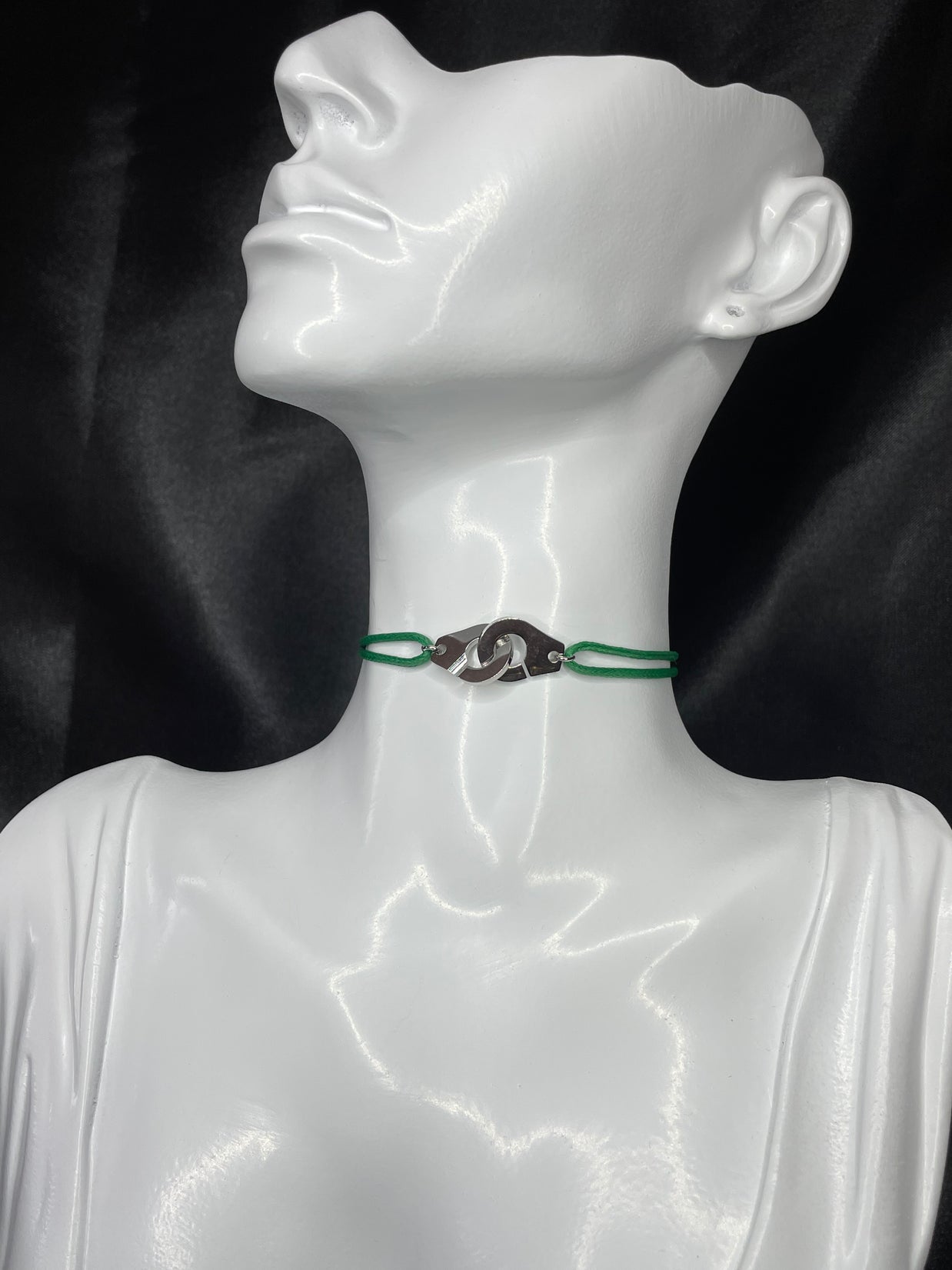 Collier JAKARTA