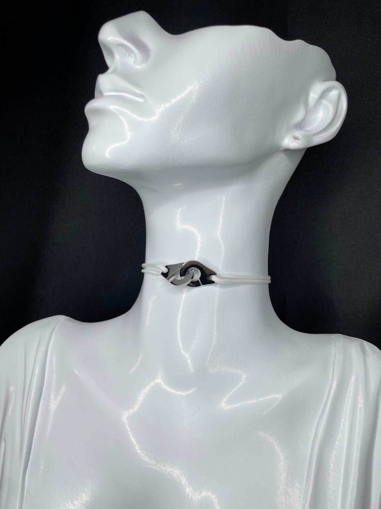 Collier JAKARTA