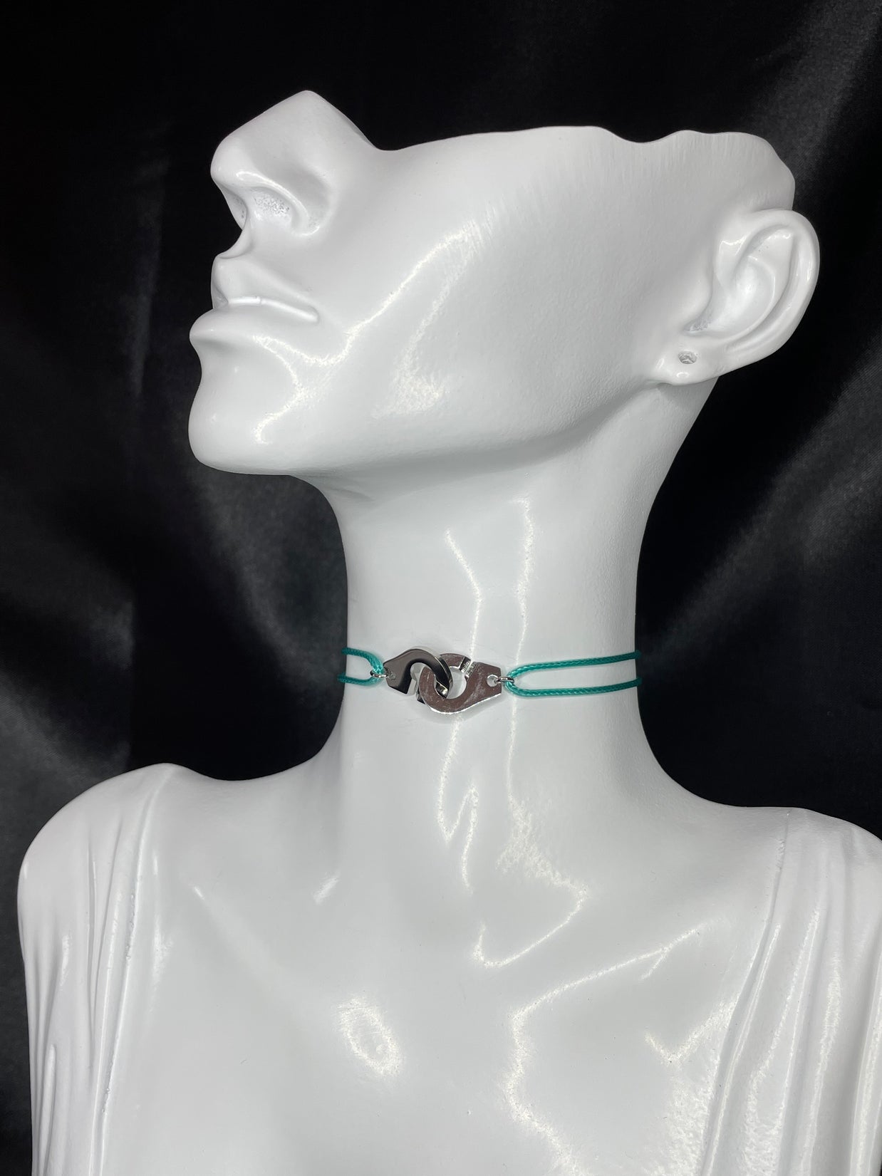 Collier JAKARTA